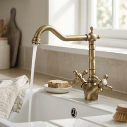 Aquanello Heritage Ascot Classic Kitchen Nostalgic Kitchen Faucet Bronze with Angled Spout BN-4002-HA